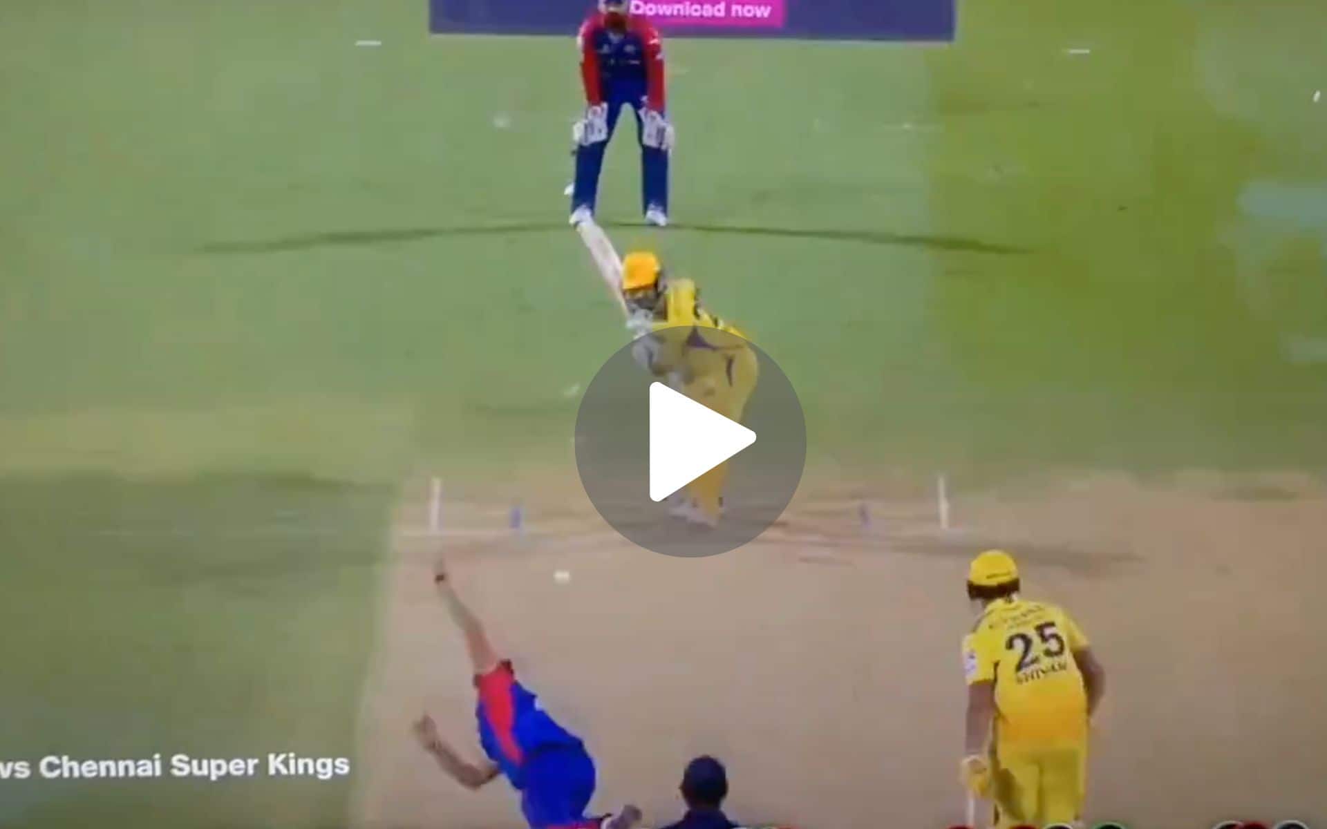 [Watch] Ajinkya Rahane Carelessly Throws His Wicket Away As He Holds Out To Warner